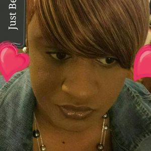 Meet your Posher, Tonya